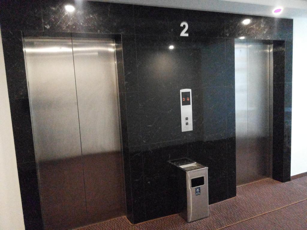 Hotel Eminent 2*